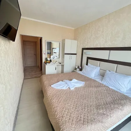 Family Gallery Hotel 3*
